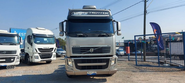 VOLVO FH460 6X2 2013/2014 COMPLETO