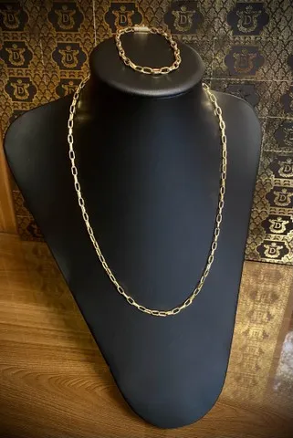 Conjunto em Ouro 18 k 14 gramas