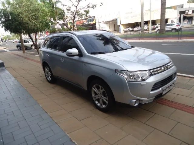 MITSUBISHI OUTLANDER 3.0 GT 4X4 V6 24V 2013, São Paulo