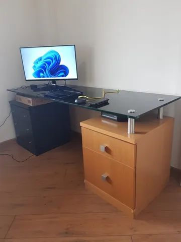 Mesa de Escritório Elegante com Tampo de Vidro - R$ [700,00] - Foto 2