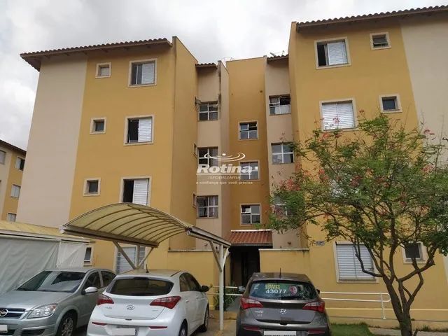 Apartamento para alugar, 3 quartos, 1 suíte, 1 vaga, Chacaras Tubalina - Uberlândia/MG - R