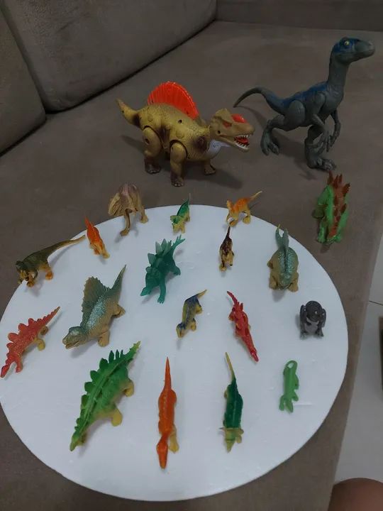 Lote de Dinosauros - Foto 3