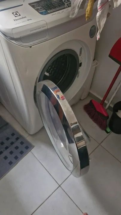 Lava e Seca Electrolux 9kg - Com defeito no Cesto. - Foto 2