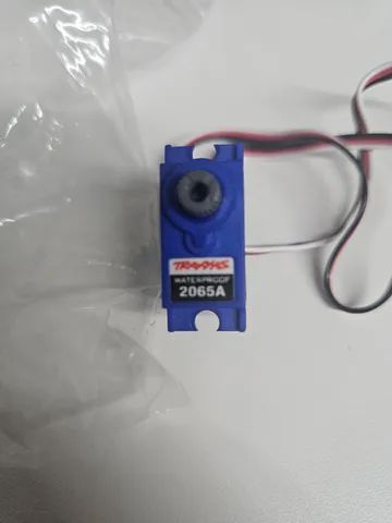 Traxxas servo da re revo 