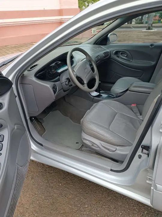 Ford Taurus  - Foto 3