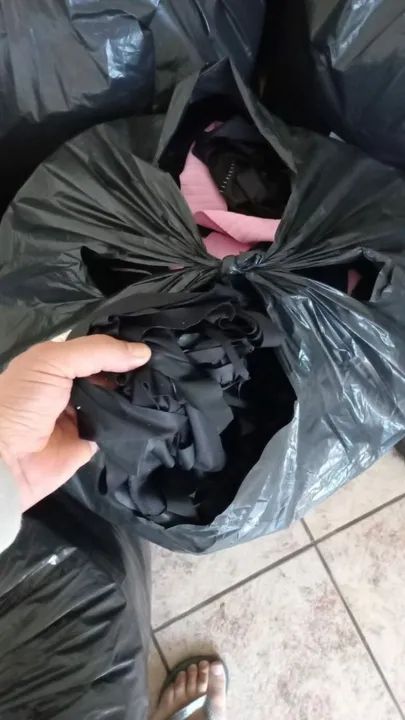 Retalhinhos de tecidos  - Foto 2