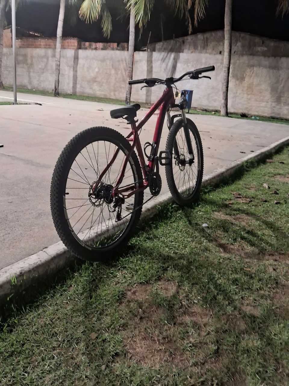 Bicicleta Mountain Bike Aro 29 - Foto 2