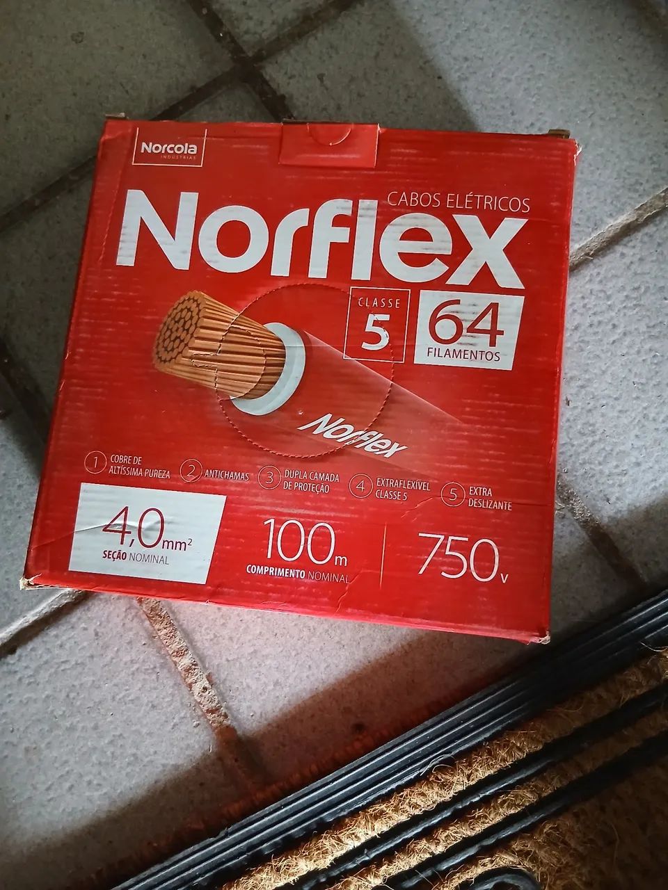 Cabos elétricos 64842067826945121