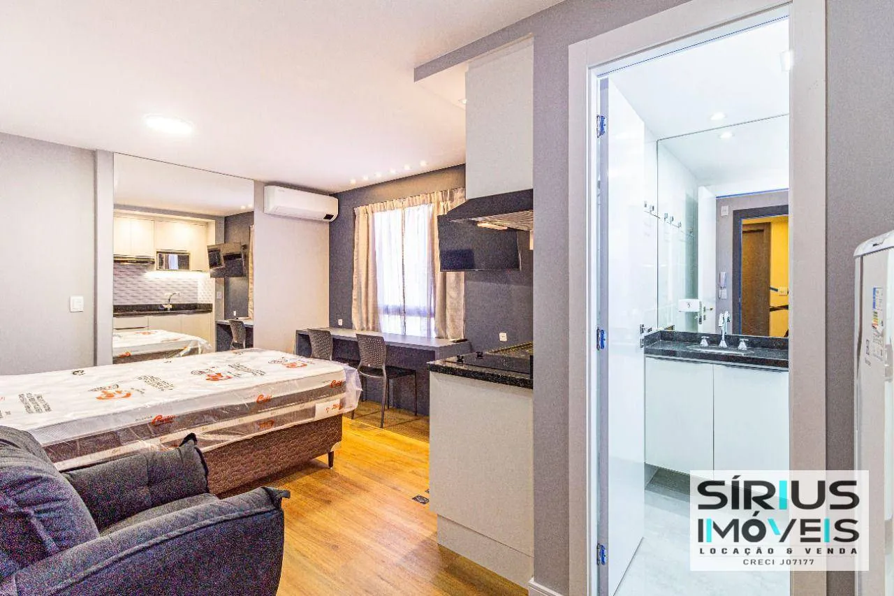 Studio mobiliado com 1 dormitório à venda, 24 m² por R$ 320.000 - Centro - Curitiba/PR