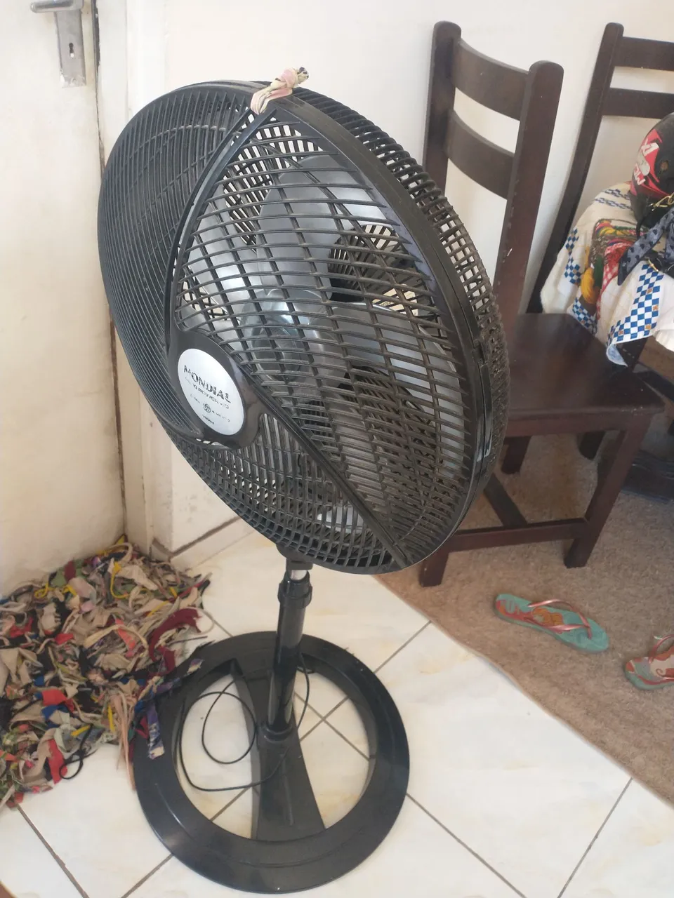 Ventilador de Coluna Mondial