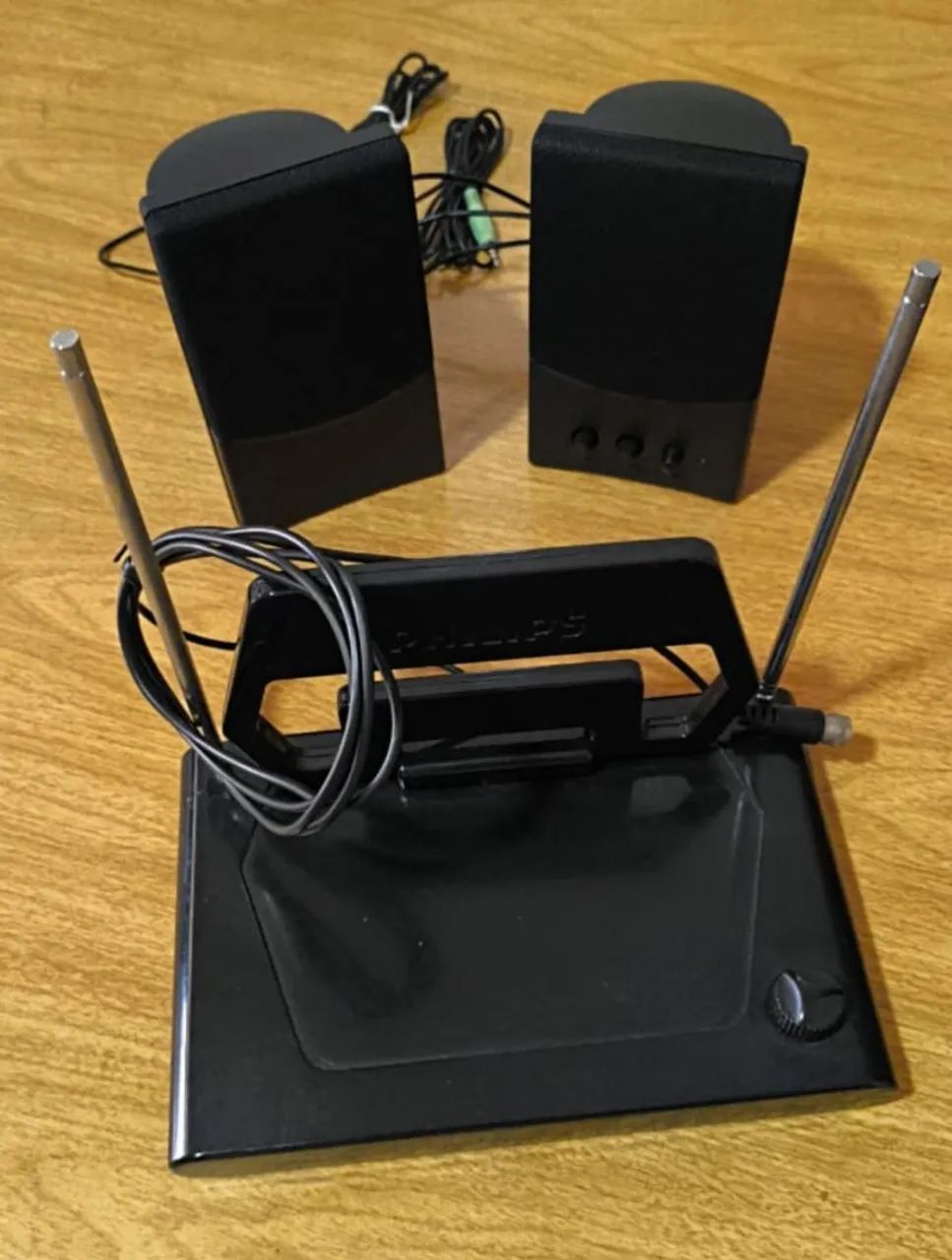 Caixas som Computador HP mais antena digital Philips 