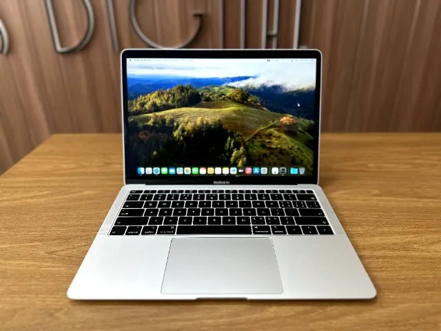 Macbook Air 2018 8GB/256GB 訳あり macbook air 2018