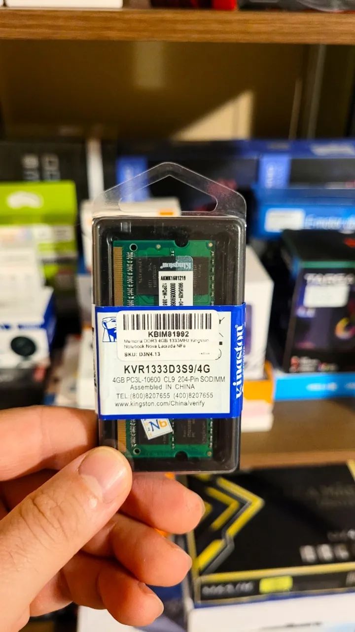 Memória RAM DDR3 4GB Kingston, nova, lacrada, com garantia!