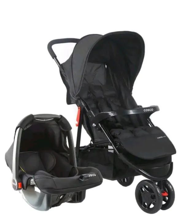 Carrinho de bebê+ bebê conforto 