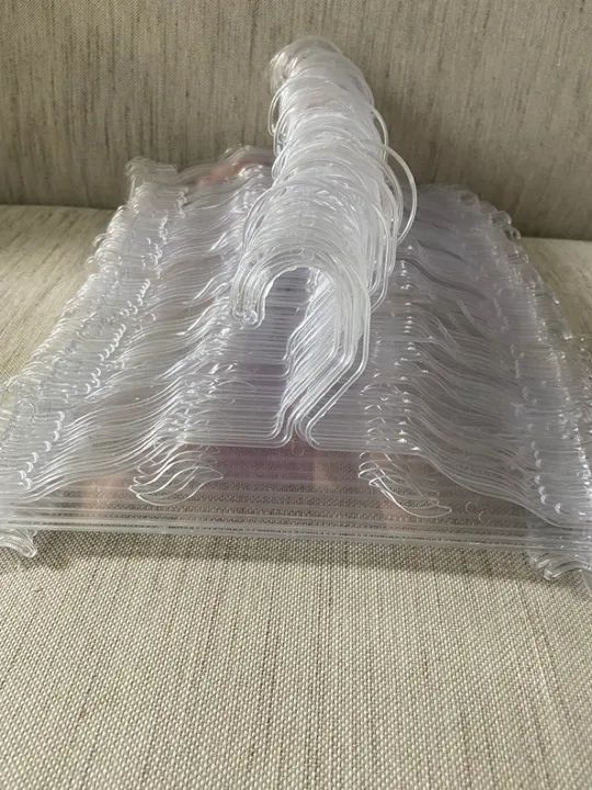 Cabides de Plástico Transparente 