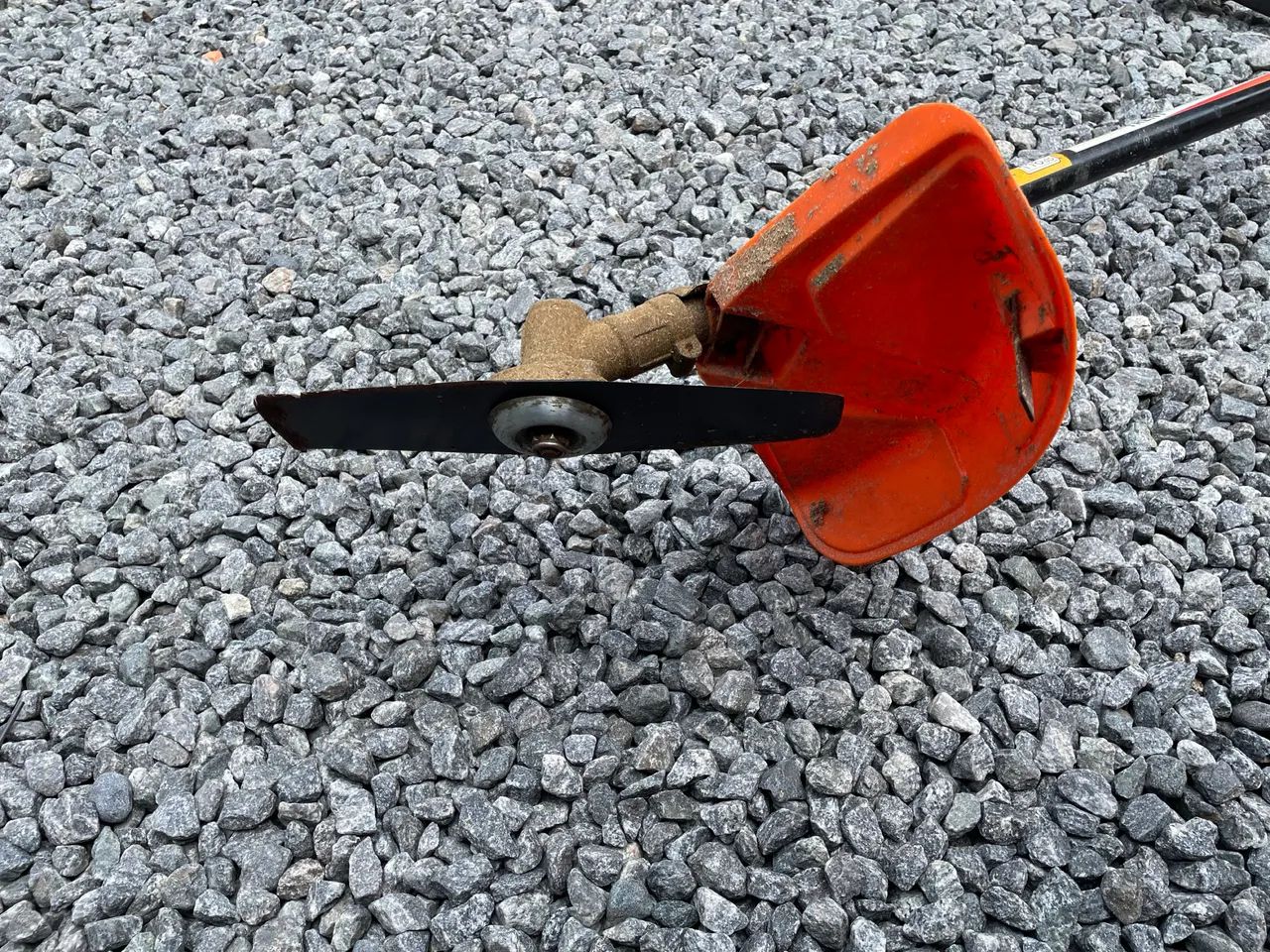 Roçadeira 64315485792898121