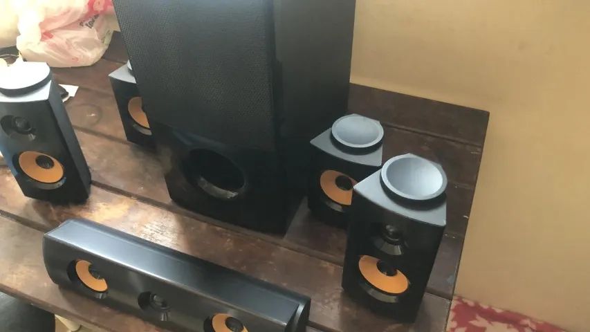 Conjunto de caixas 5.1 LG em excelente estado - Foto 3