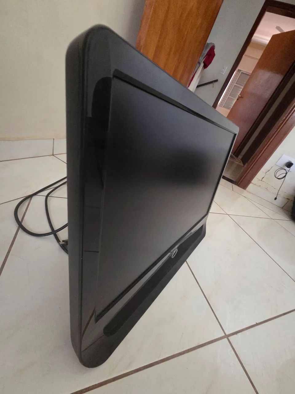 Monitor AOC LCD 21,5/ F22 Widescreen - Bom estado - Foto 3