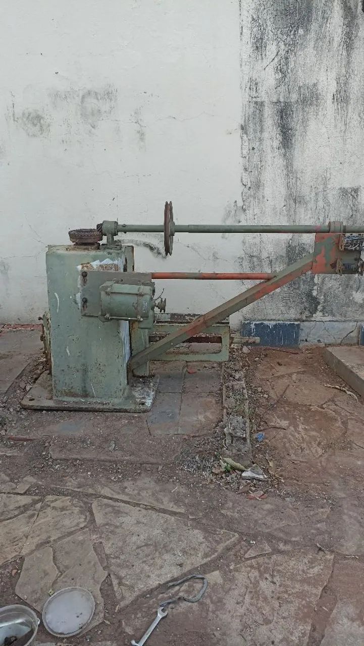 Máquina de cortar granito Ferro Fundido 2 motores Guarani - Foto 4