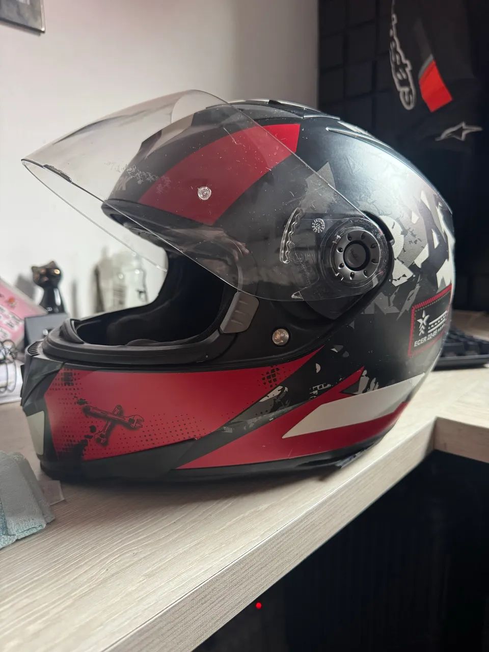 Shark Helmet64305175953410123