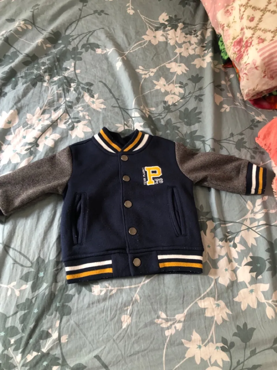 Jaqueta Infantil Azul Marinho com Detalhes