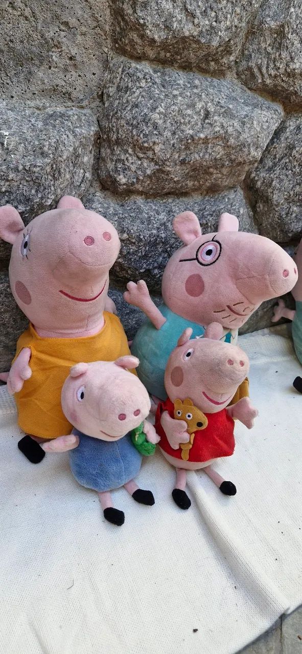 Pelúcias Peppa Pig familia peppa papai mamãe peppa e george - Foto 3