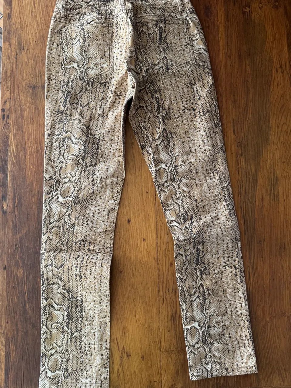 Calça Skinny com estampa de cobra Tory Burdh - Foto 4