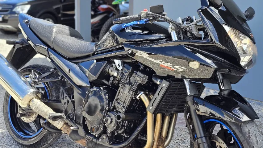 Suzuki - Bandit 1250 - 2010 - Preta