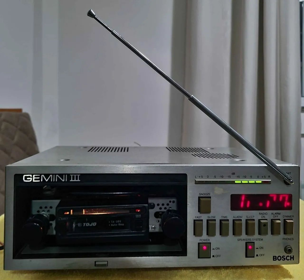Bosh Gemini 3 (corujinha) + rádio Tojo. - Aparelhos de Som
