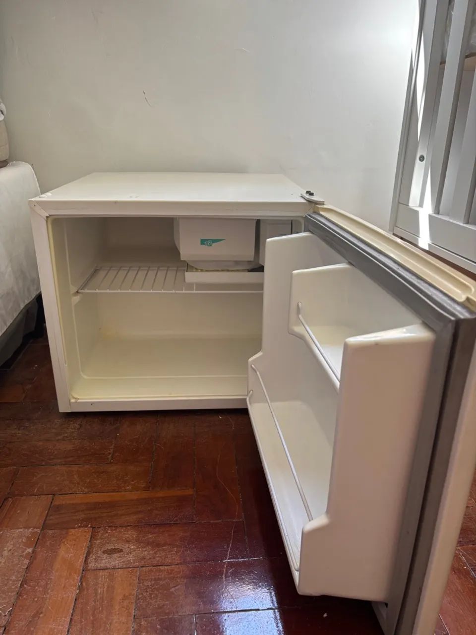 Geladeira Consul Compacto 50L - Foto 3