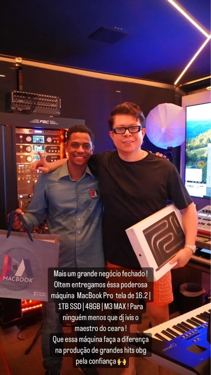 MACBOOK PRO16.2|1TBSSD|128GB|M4MAX - Foto 2