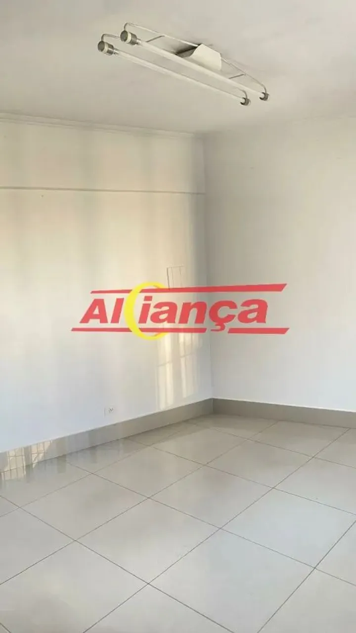 Sala Comercial à Venda em Localização Privilegiada no Centro de Guarulhos SP