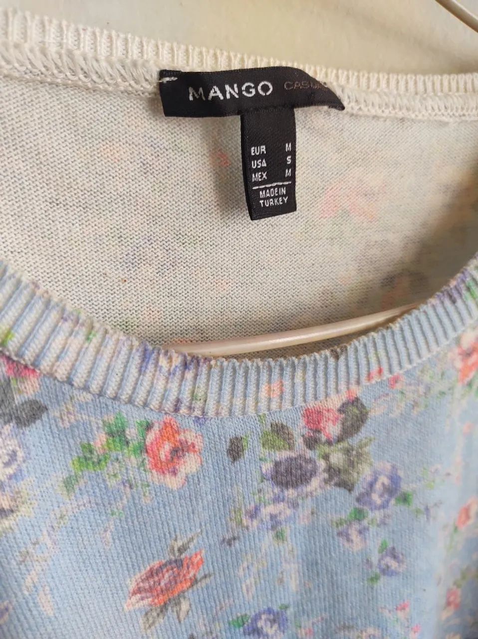 Blusa Manga Longa Floral Azul Mango importada - Foto 2