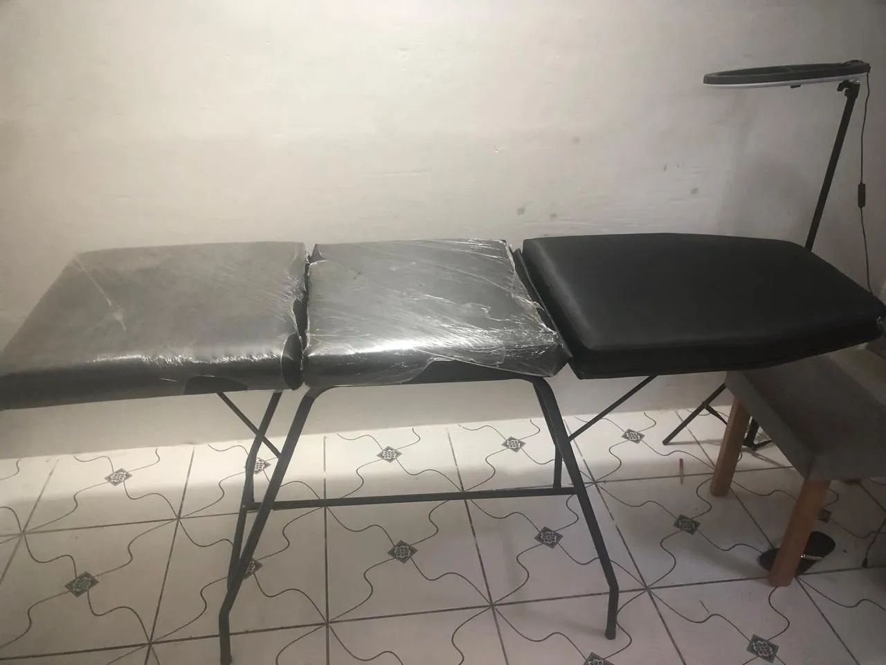 Vende se uma maca, 2 meses de uso, esta em perfeito estado!  - Foto 2