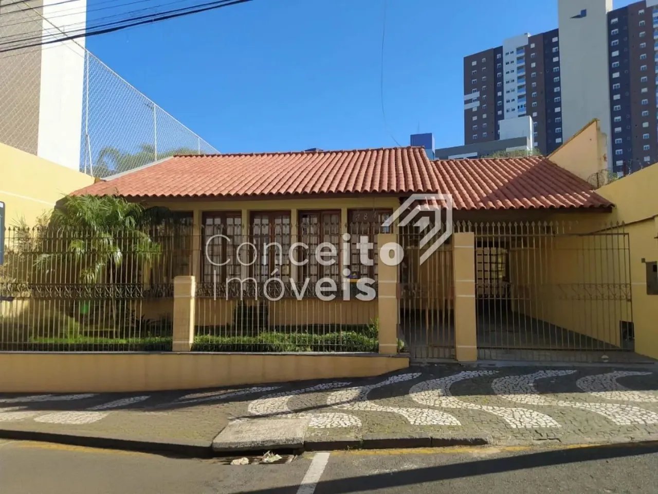 Imóvel Comercial / Residencial - Centro