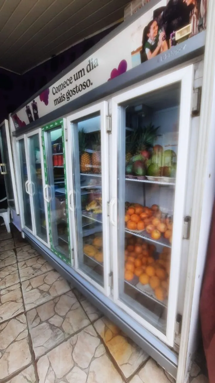 Geladeira Expositora - Ideal para seu negócio!