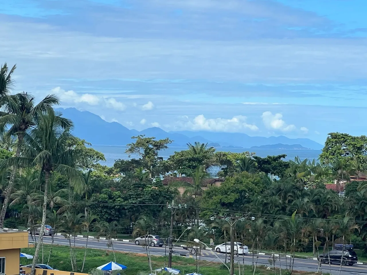 Apartamento novo na Praia das Toninhas com 2 suites e vista mar - Ubatuba - SP