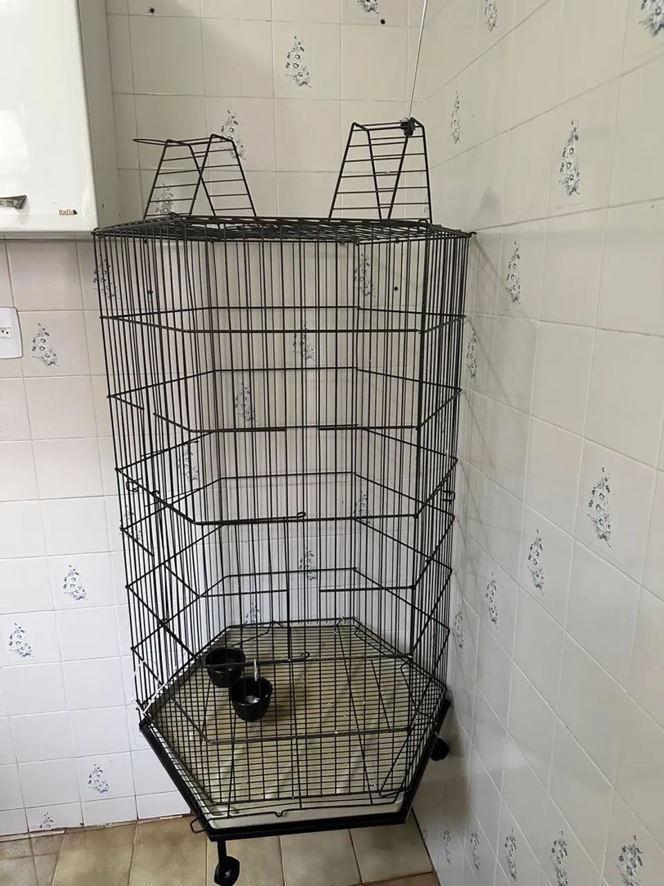 Gaiola para pássaros grande - Foto 2