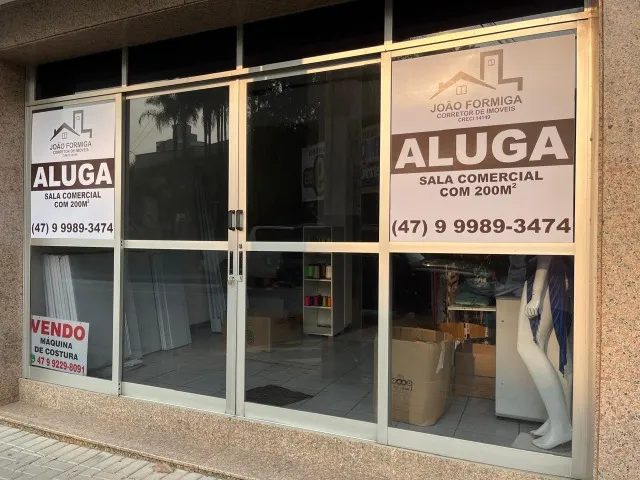 ALUGA-SE SALA COMERCIAL, BAIRRO SÃO LUIZ, BRUSQUE S.C