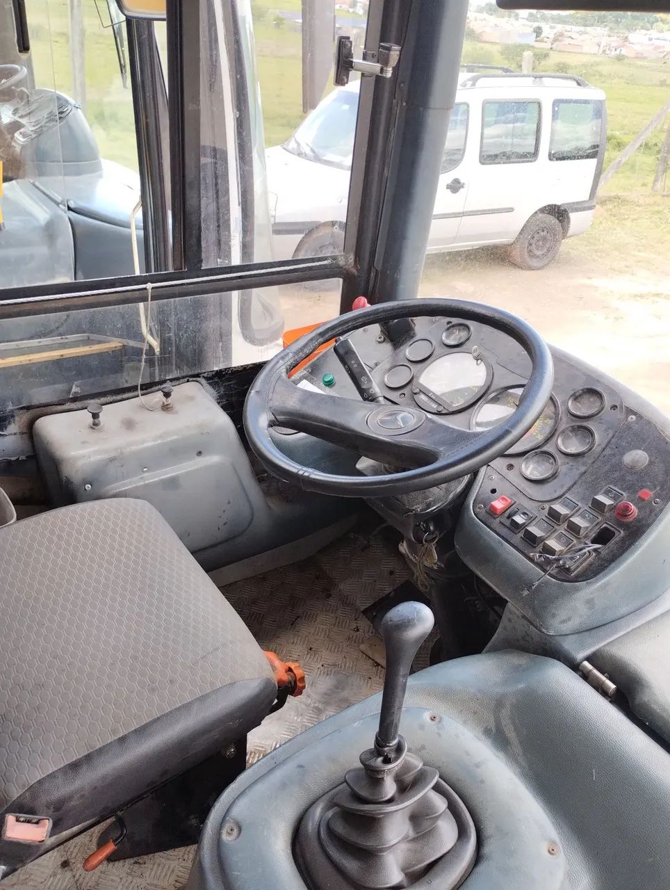 Vendo Mercedes Torino 2006 1418 - Foto 6