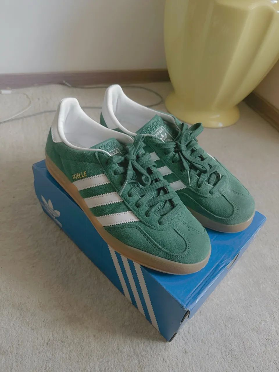 TÊNIS ADIDAS GAZELLE INDOOR - TAM 42 - Calçados - Lagoa Nova