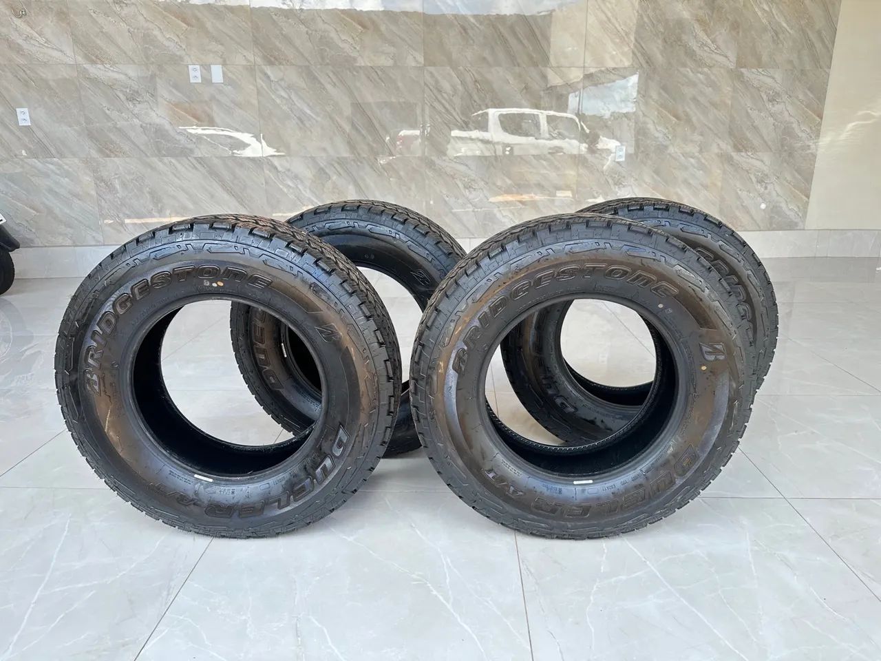04 Pneus Bridgestone Novos aro 255/70/17 para camionete  - Foto 4