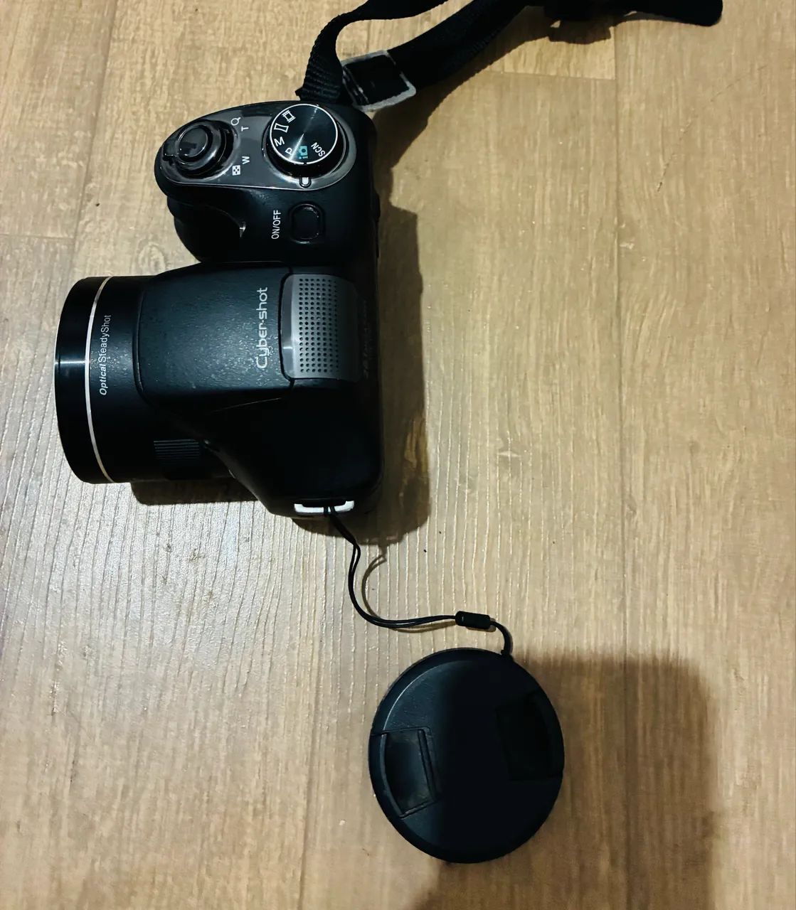 Câmera Sony Cybershot DSC H300