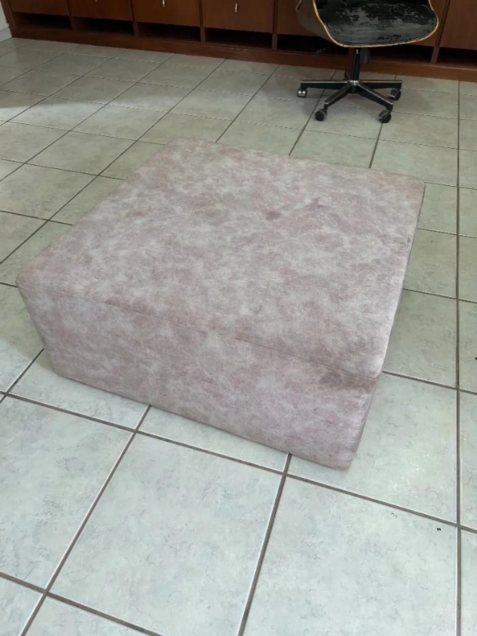 Puff Rígido Cinza 80x80x40cm