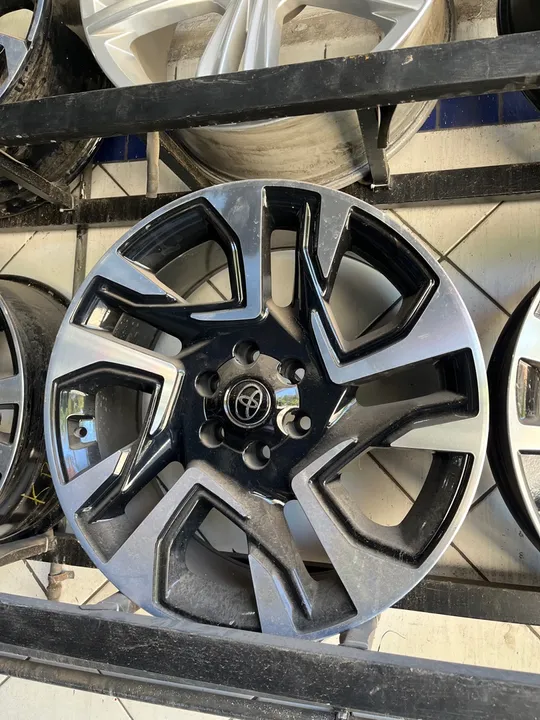 Rodas aro 22 Hilux.
