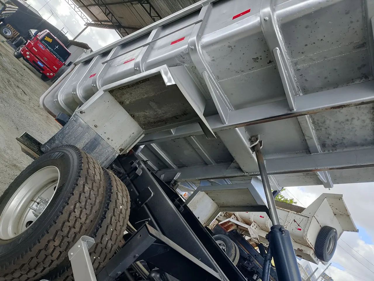 Ford Cargo maisNovo Do Brasil km 27.065 apenas  - Foto 7