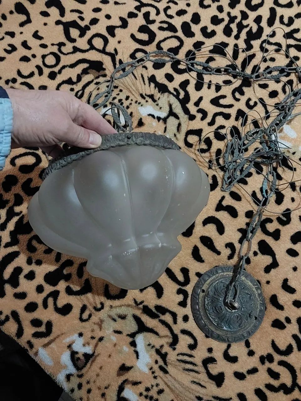 Lustre antigo bronze e vidro