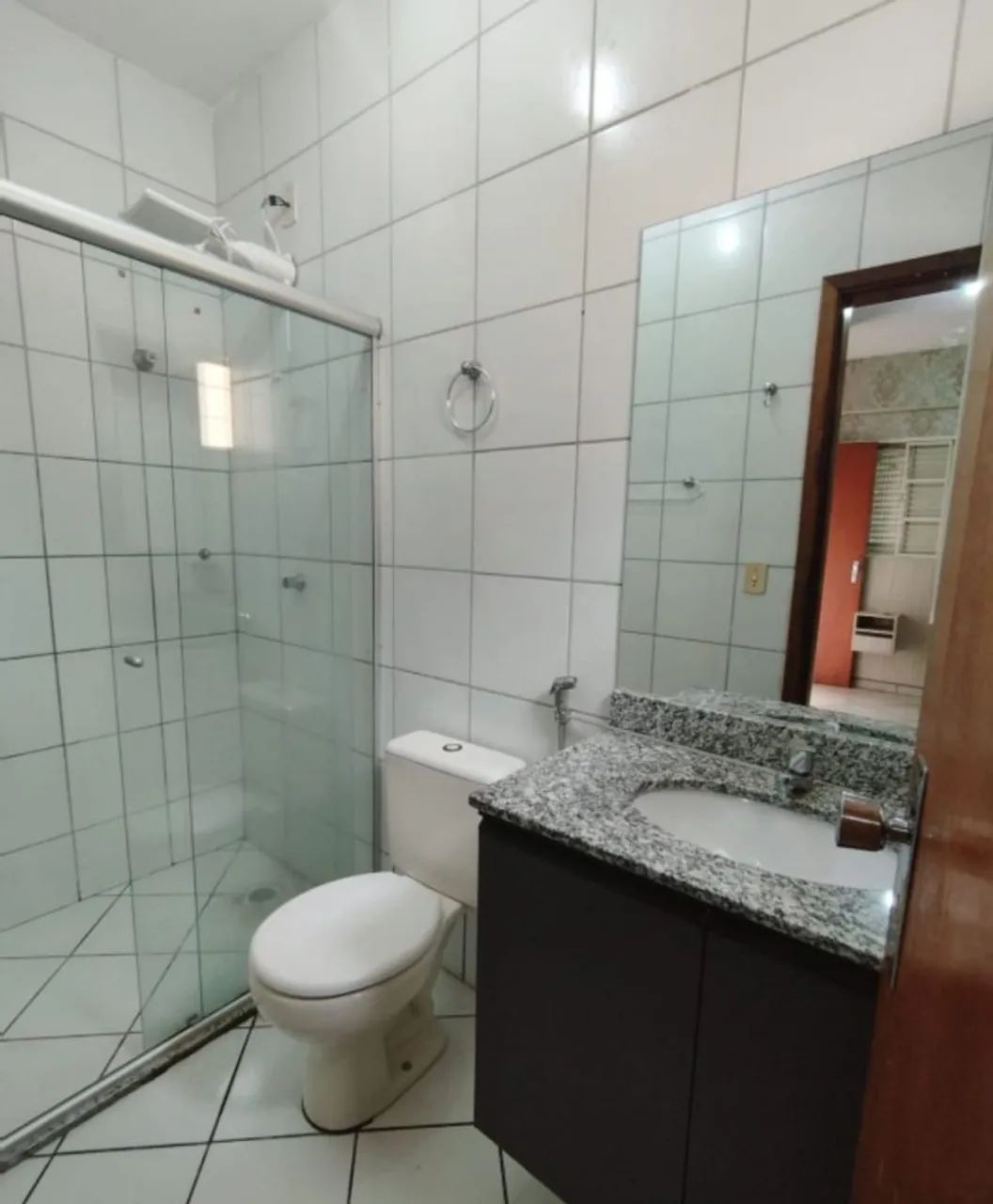 Aluga-se sobrado no Condomínio Solar do Moinho em Cuiabá MT  - Foto 4