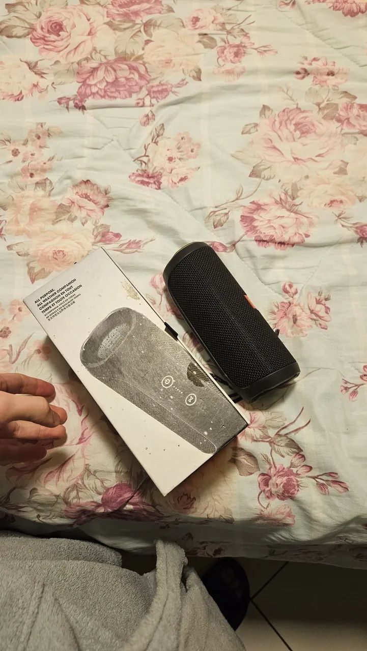 Caixa de Som Bluetooth JBL Flip 4 - Foto 2