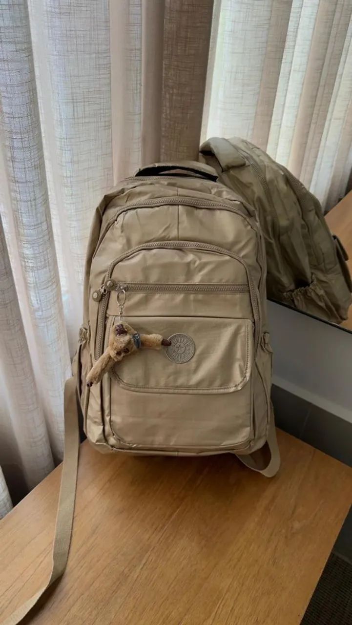 Mochila escolar/universitária  - Foto 2